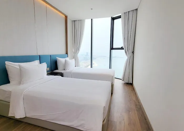 Luxury 5 Star A La Carte