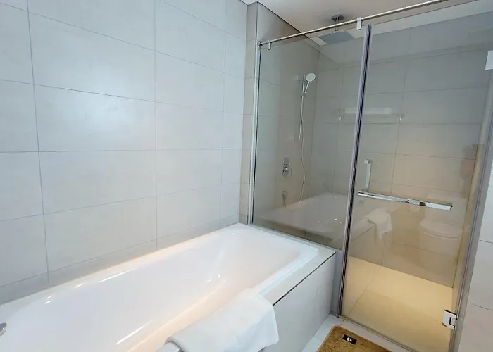 Luxury 5 Star A La Carte Aparthotel Ha Long