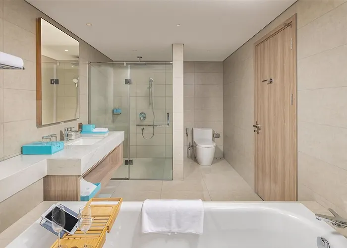 Luxury 5 Star A La Carte 4*