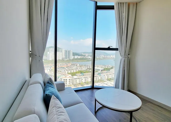 Luxury 5 Star A La Carte 4* Ha Long