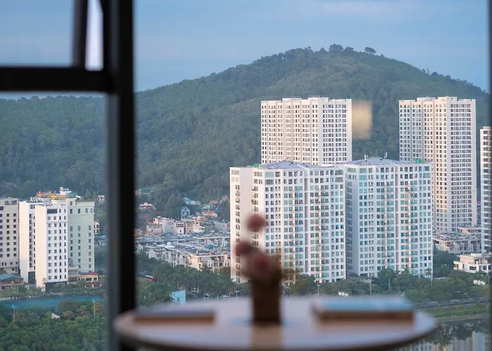 Luxury 5 Star A La Carte Aparthotel Ha Long