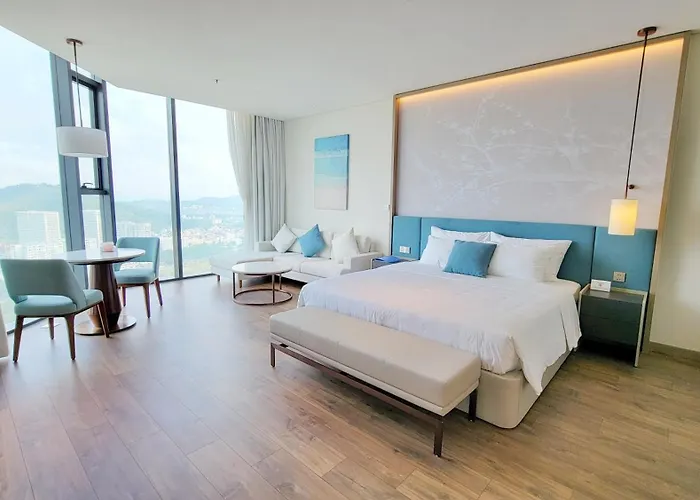 Luxury 5 Star A La Carte Aparthotel 4*