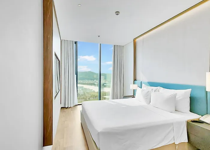 Luxury 5 Star A La Carte Aparthotel Ha Long